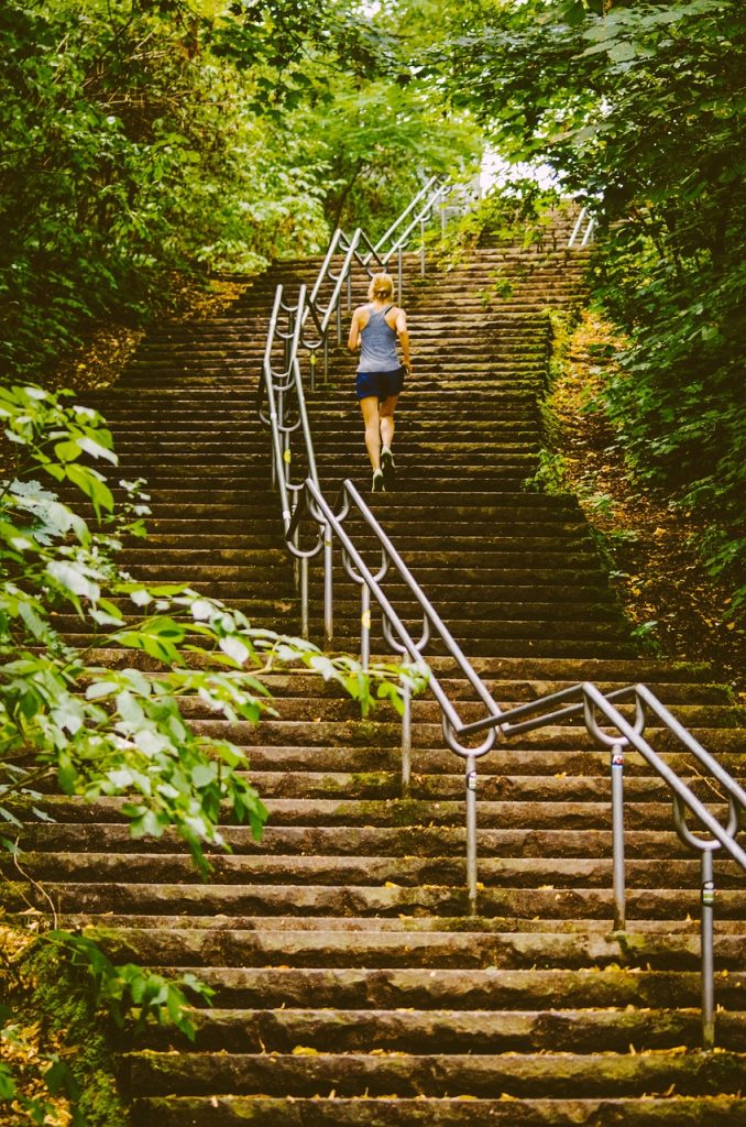 Study: Climbing stairs improves cardiovascular system